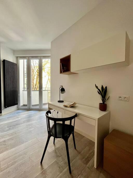 Smart Apartment Ogrodowa ワルシャワ エクステリア 写真