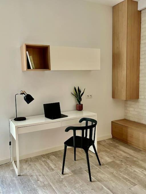 Smart Apartment Ogrodowa ワルシャワ エクステリア 写真