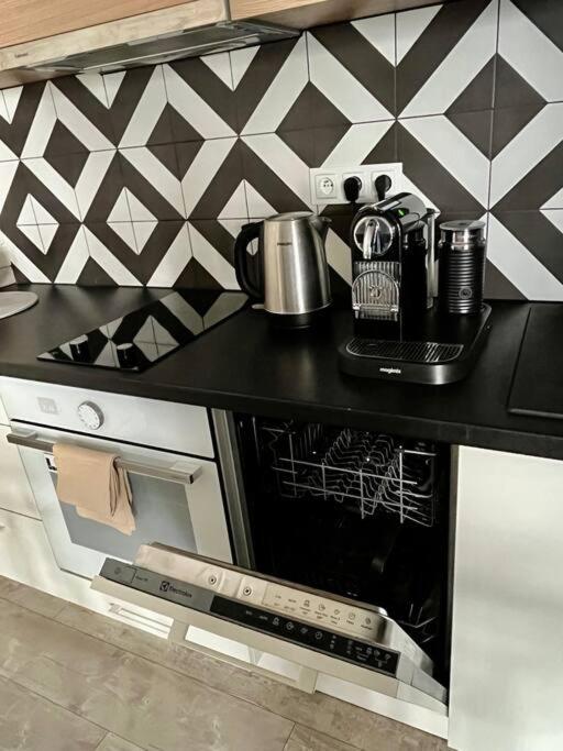 Smart Apartment Ogrodowa ワルシャワ エクステリア 写真